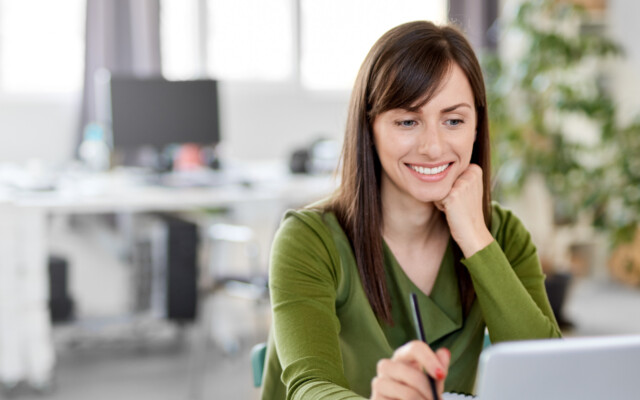 girl working on laptop